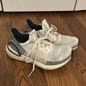 Adidas continental boost all white shoes 6Y